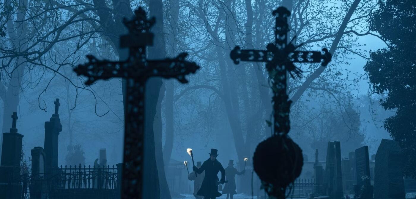 Damit hat kein Filmfan gerechnet: Horror-Regisseur Robert Eggers dreht nach Nosferatu & Werwulf die berühmteste Lovestory aller Zeiten